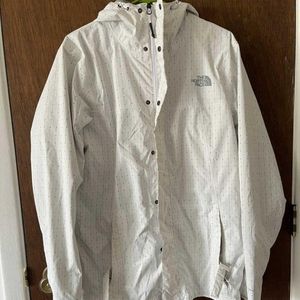 White north face windbreaker